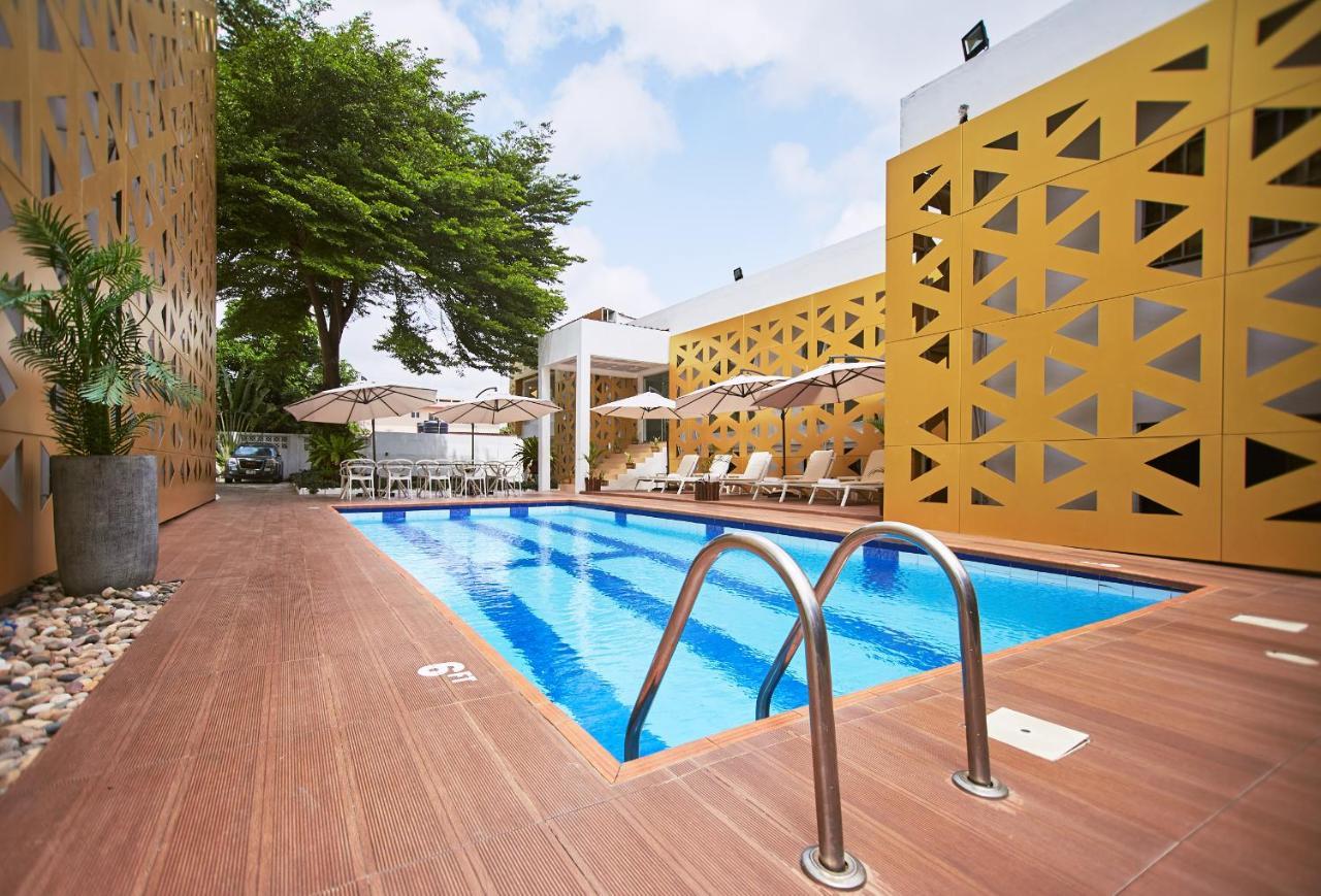 The Cabin Hotel Accra Exterior photo