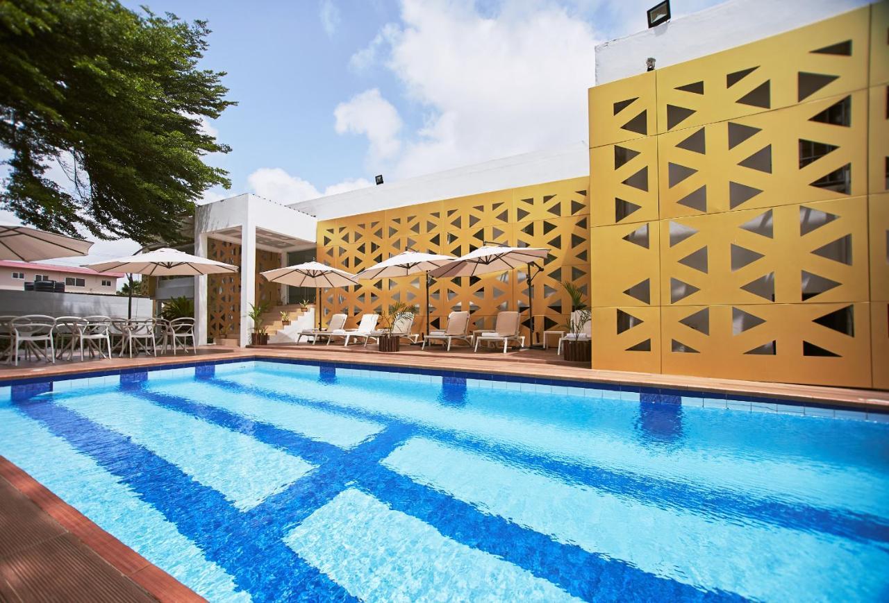 The Cabin Hotel Accra Exterior photo