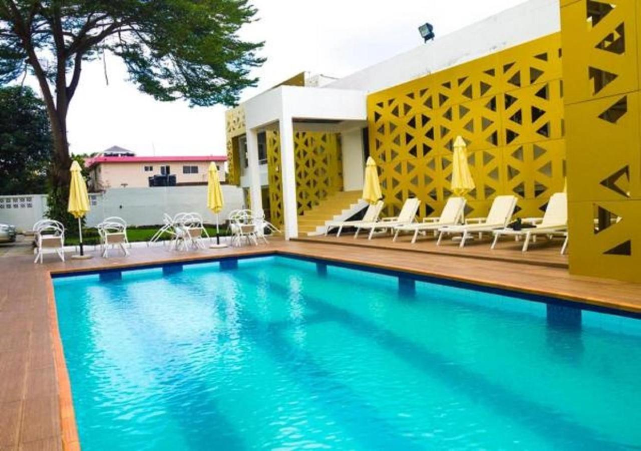 The Cabin Hotel Accra Exterior photo