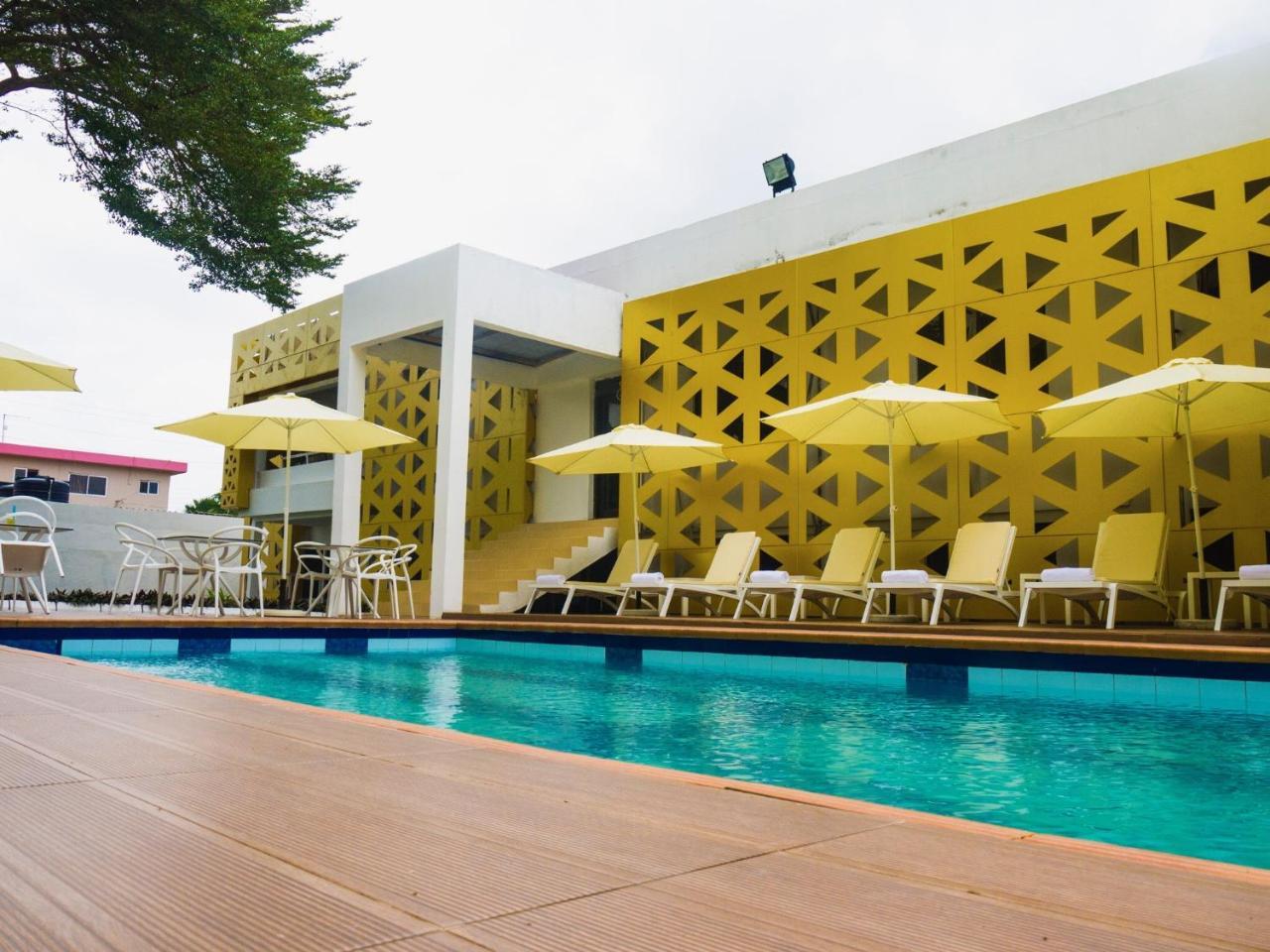 The Cabin Hotel Accra Exterior photo