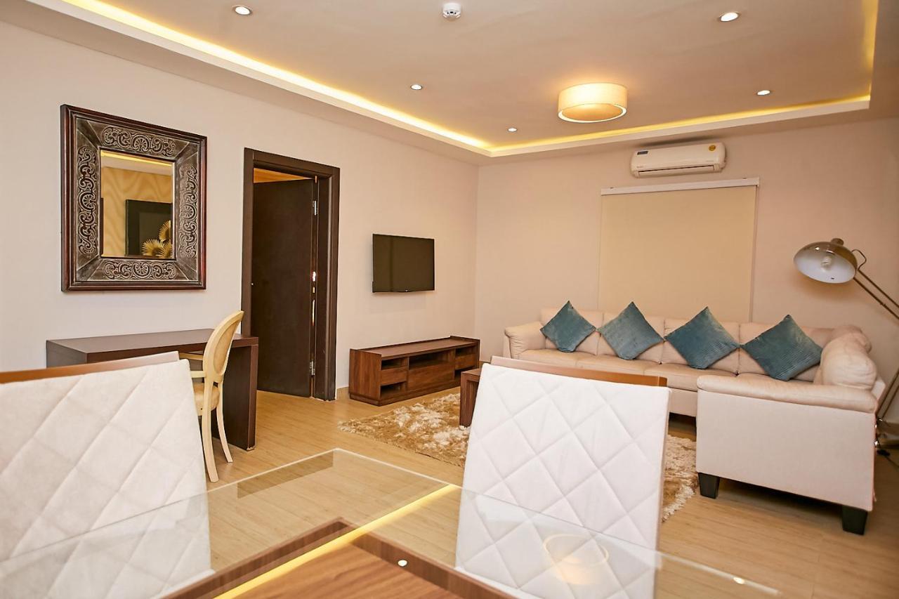 The Cabin Hotel Accra Exterior photo